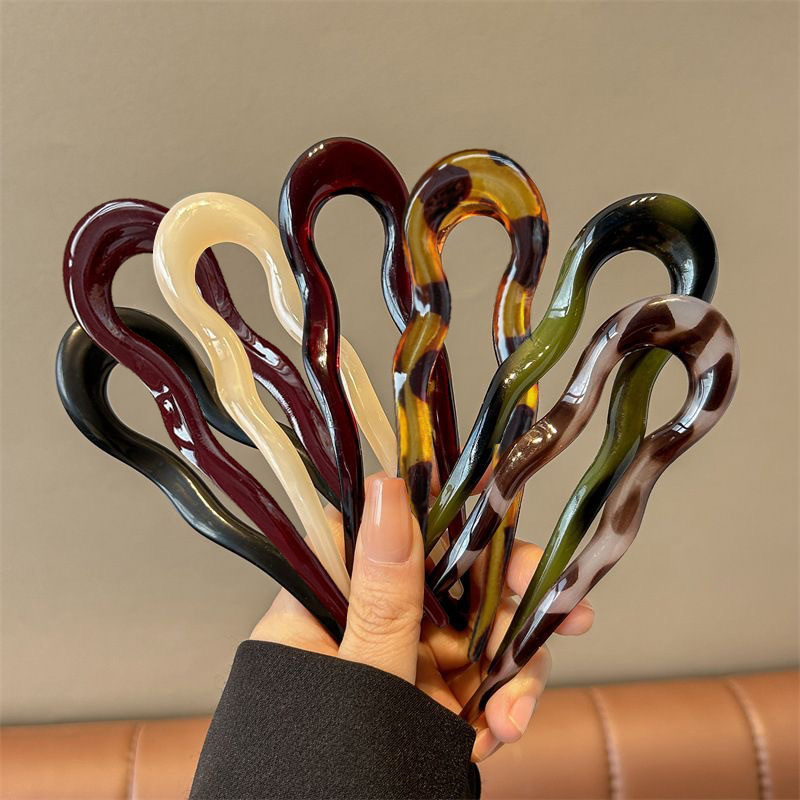 Women Knight Accessories - Elegant Acrylic U-shaped Hairpin for Women,