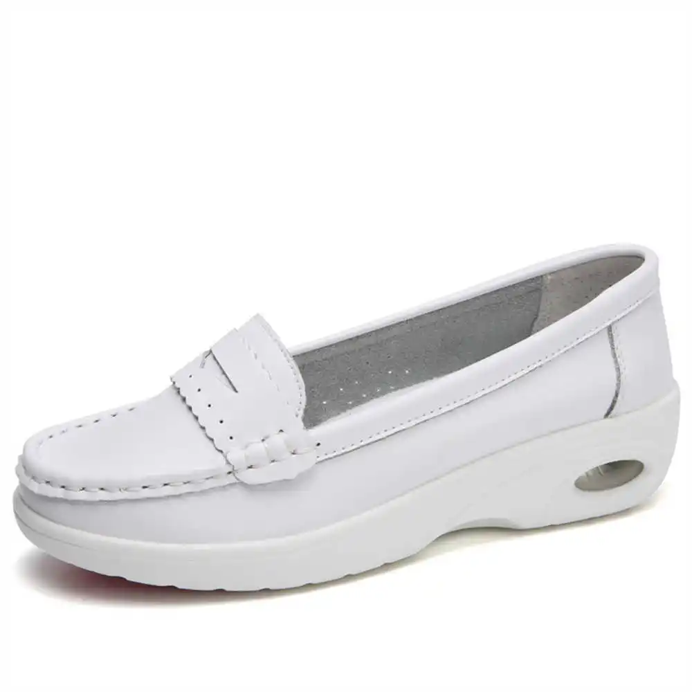Thick Sole Slipon White Traine - Women Accessories Brand Name 评论和价格