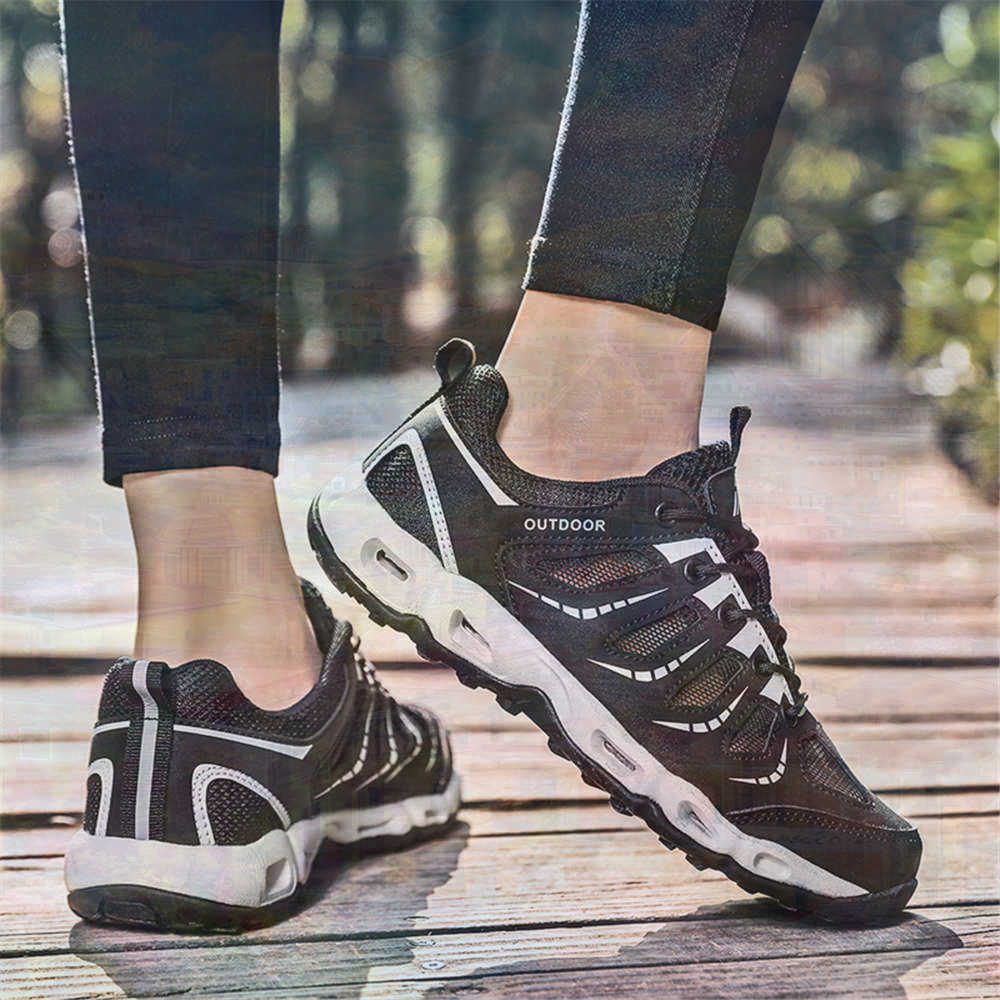 Sumer Round Tip Silver Sneaker - Women Accessories Brand Name 评论和价格
