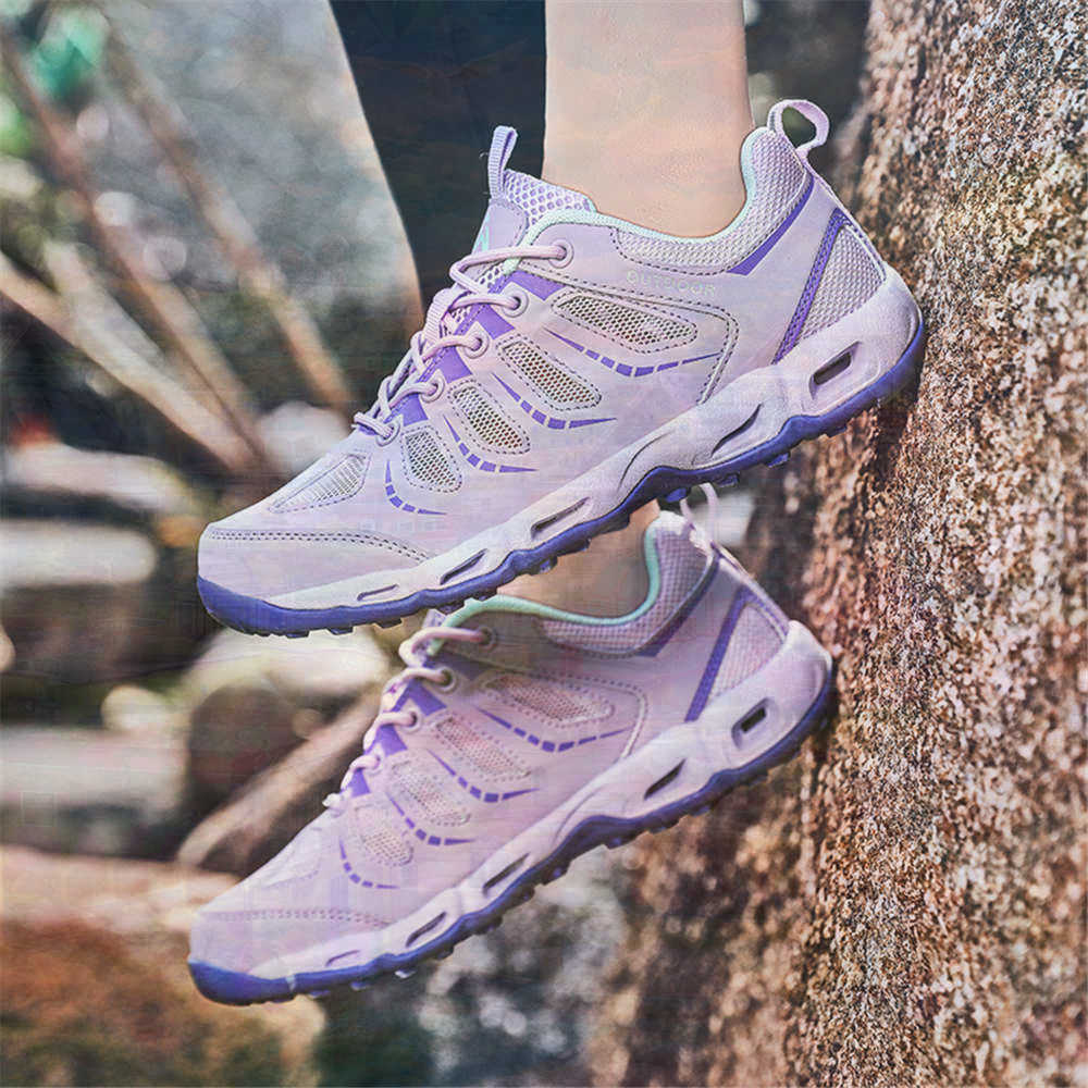 Sumer Round Tip Silver Sneaker - Women Accessories Brand Name 评论和价格