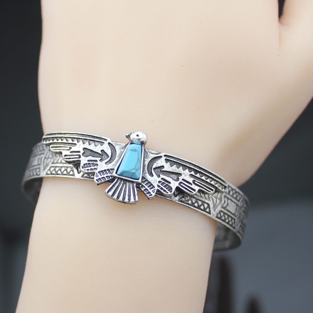 Vintage Gold Silver Plated Tri - Women'S Eagles Accessories 评论和价格